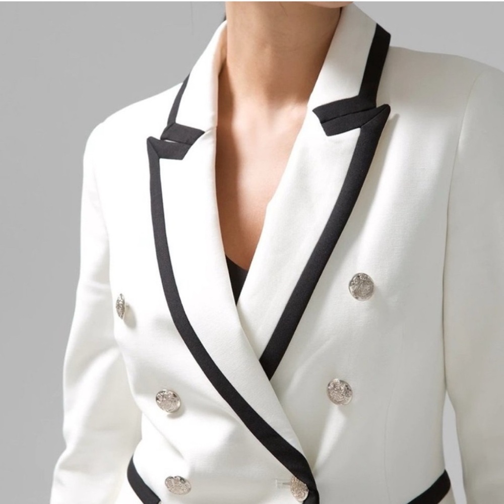 White House Black Market Ivory Blazer with Black Trim - Picture 3 of 3